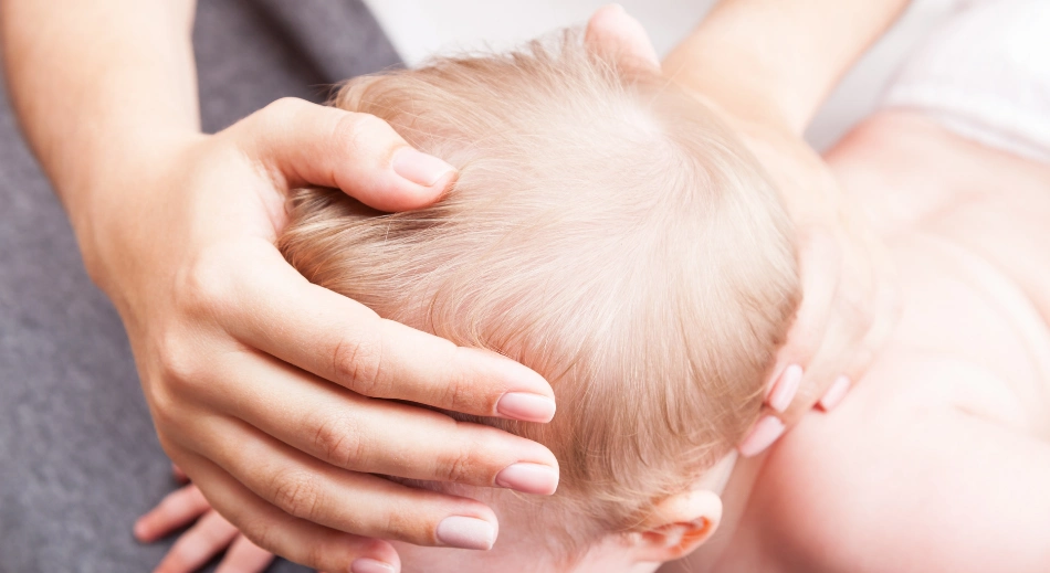 Tortícolis congénita en bebés: qué es y qué síntomas tiene